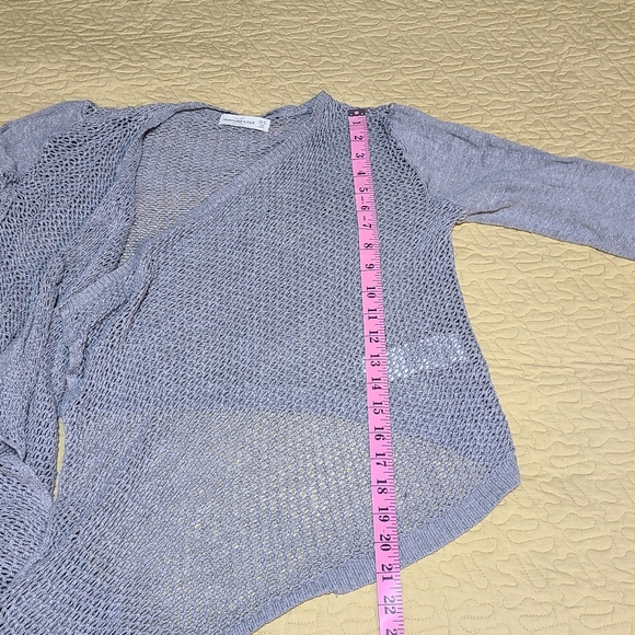 Abercrombie Asymmetrical Cable knit wrap sweater size S/XS - Picture 6 of 7